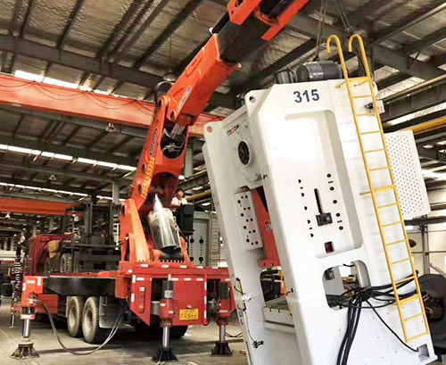 乌当提升工作效率，选择优质折臂吊租赁服务