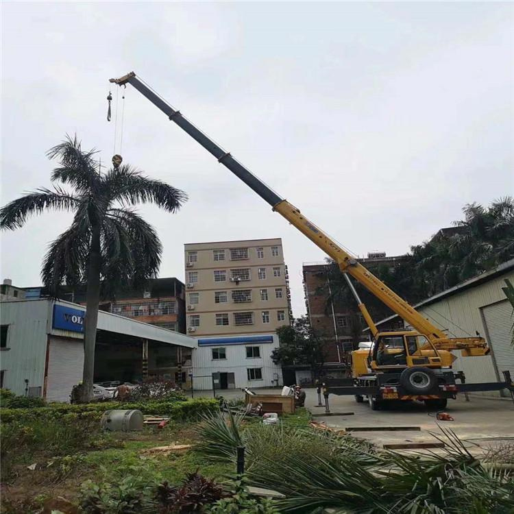 乌当12吨吊车出租一天的收费标准是什么