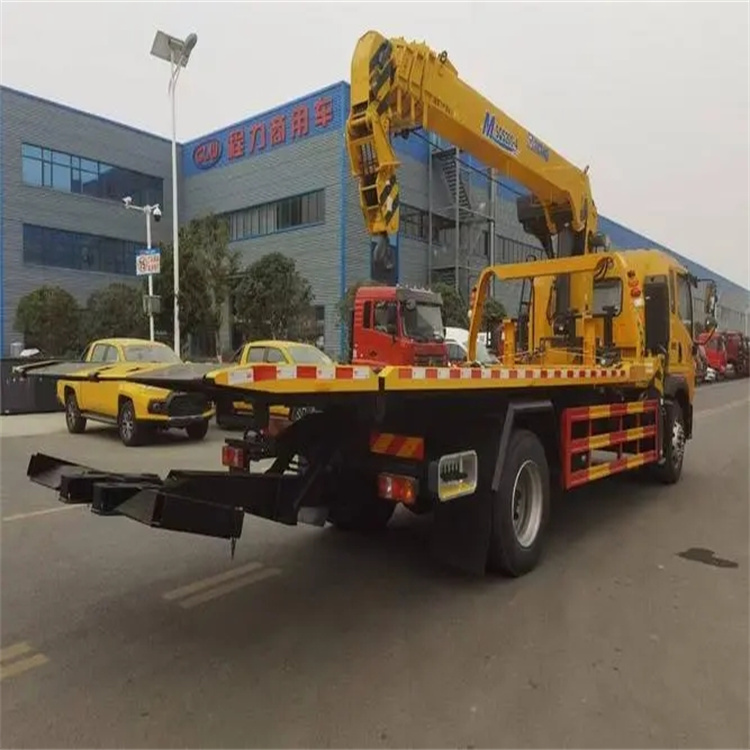 乌当附近小随车吊出租电话，轻松解决搬运烦恼