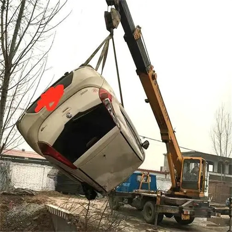 乌当随时待命，吊车24小时道路救援服务全解析